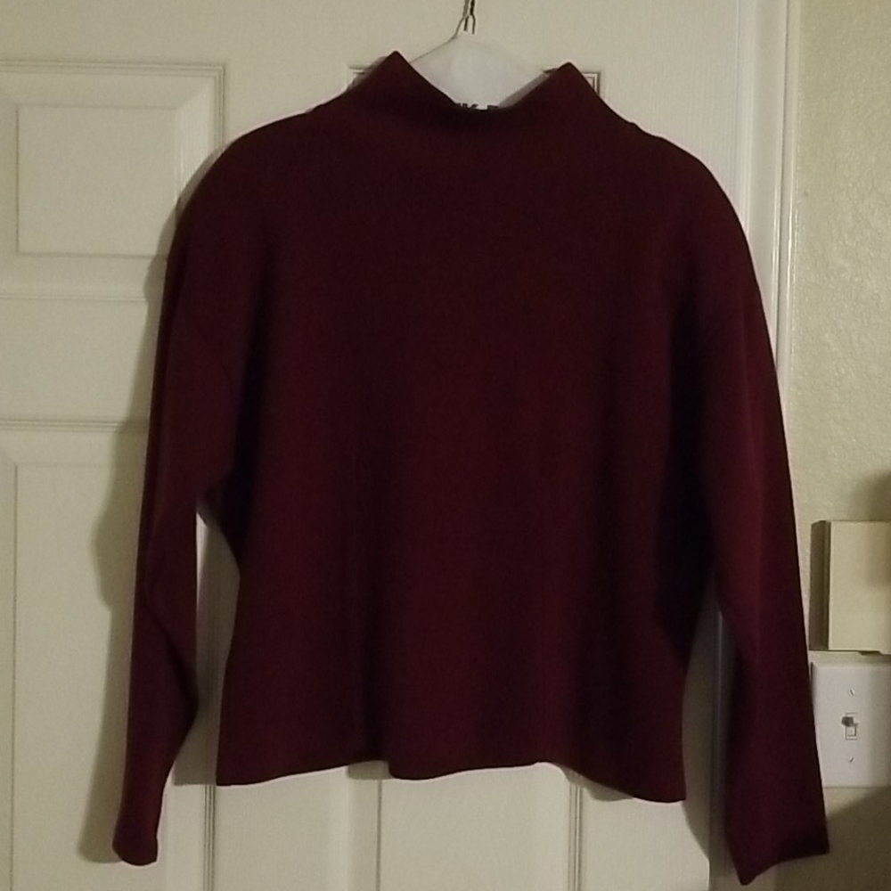 Express maroon or cranberry L long sleeve pullover